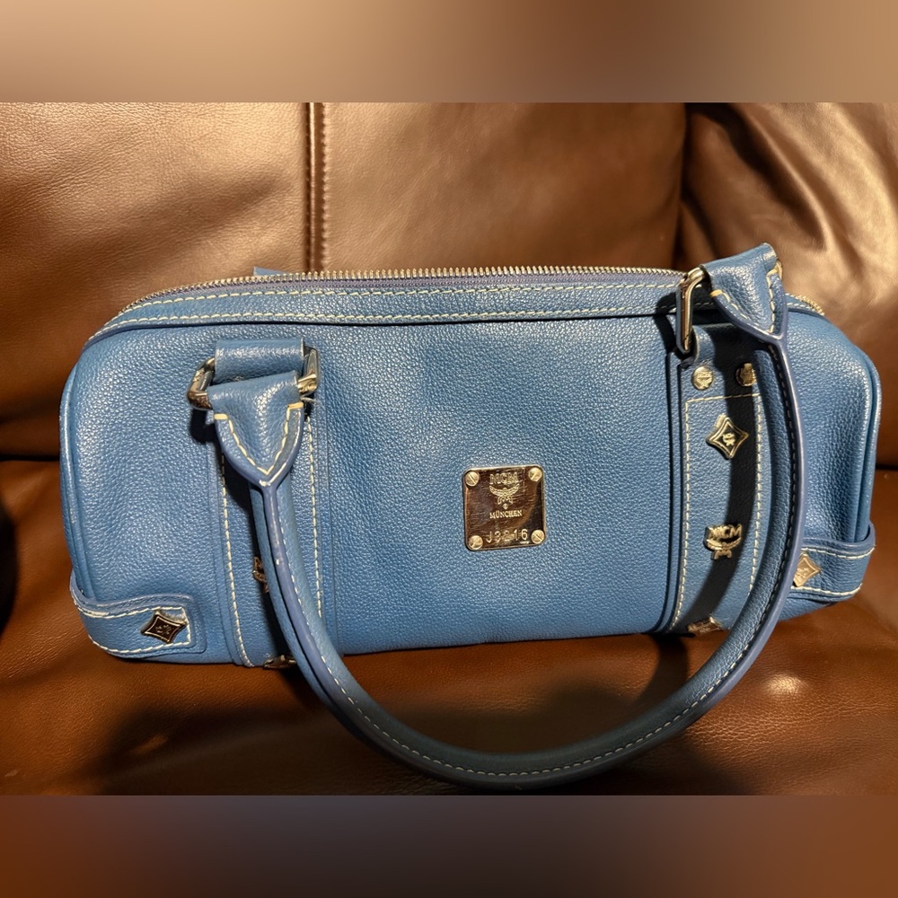 Vintage MCM Papillon blue handbag